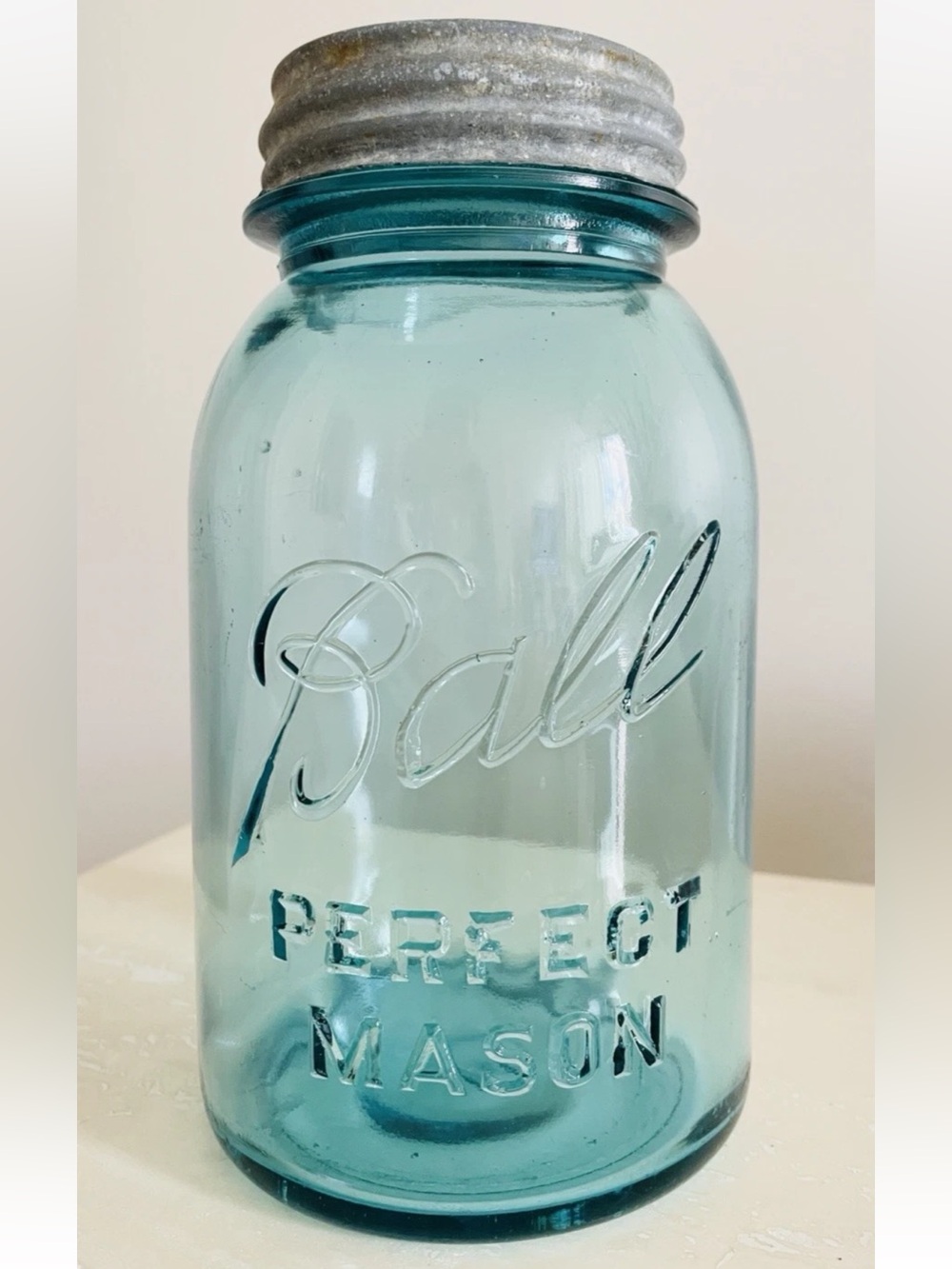 Vintage Rare BALL PERFECT MASON Jar Bottle 11 Zinc Twist Cap Crisp Embossing